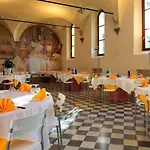 Chiostro Delle Monache Hostel