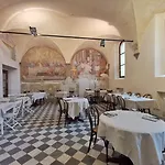 Chiostro Delle Monache Volterra