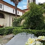 Hostel Chiostro Delle Monache *