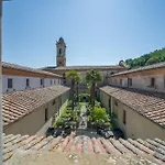 Chiostro Delle Monache *