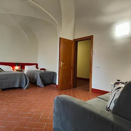 Chiostro Delle Monache Hostel Volterra
