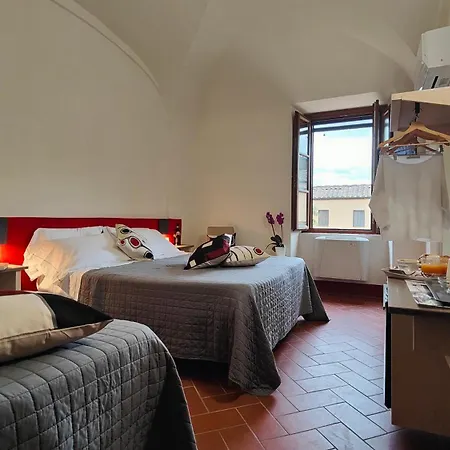 Chiostro Delle Monache *