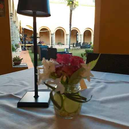 Hostel Chiostro Delle Monache *