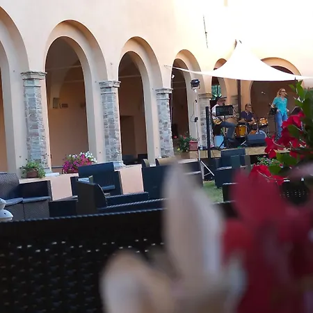 Chiostro Delle Monache Hostel *