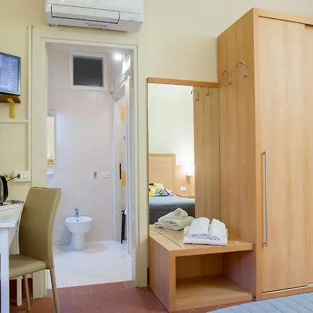 Chiostro Delle Monache Hostel Βολτέρρα