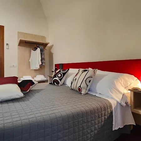 Hostel Chiostro Delle Monache