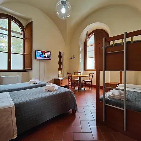 Chiostro Delle Monache Volterra