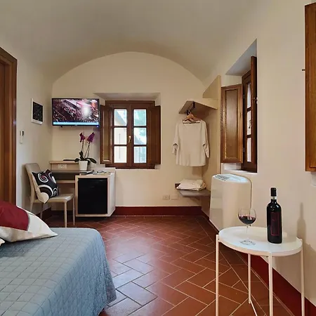 Chiostro Delle Monache * Volterra